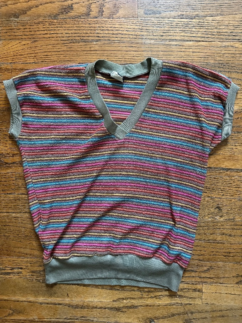 Groovy 70s 80s Kidcore Vintage Kelly Park Terry Cloth V Neck Top